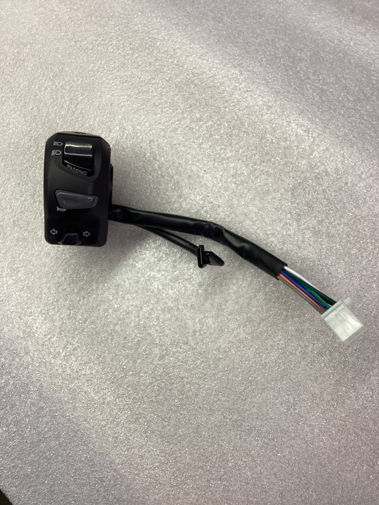 Royal Alloy Left Handlebar Indicator Switch 'With Passing' Fits GP 300 + GT / GP 125