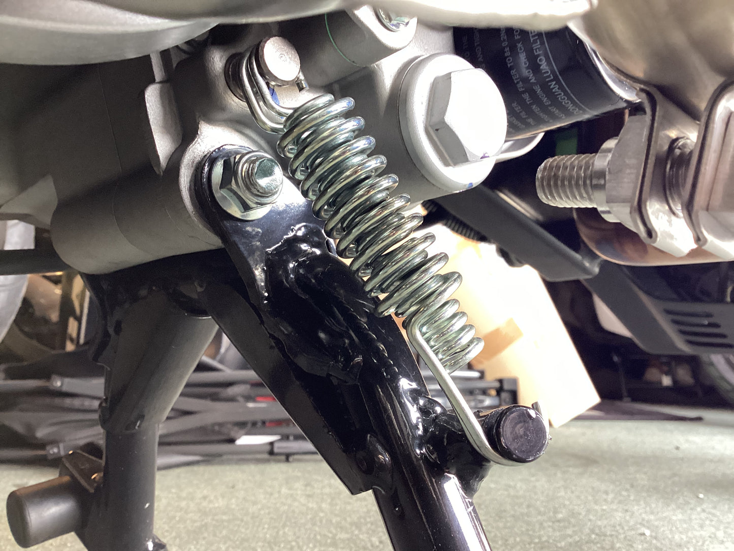 Royal Alloy Double Stand Spring For 125 / 200 / 300 LC Engines