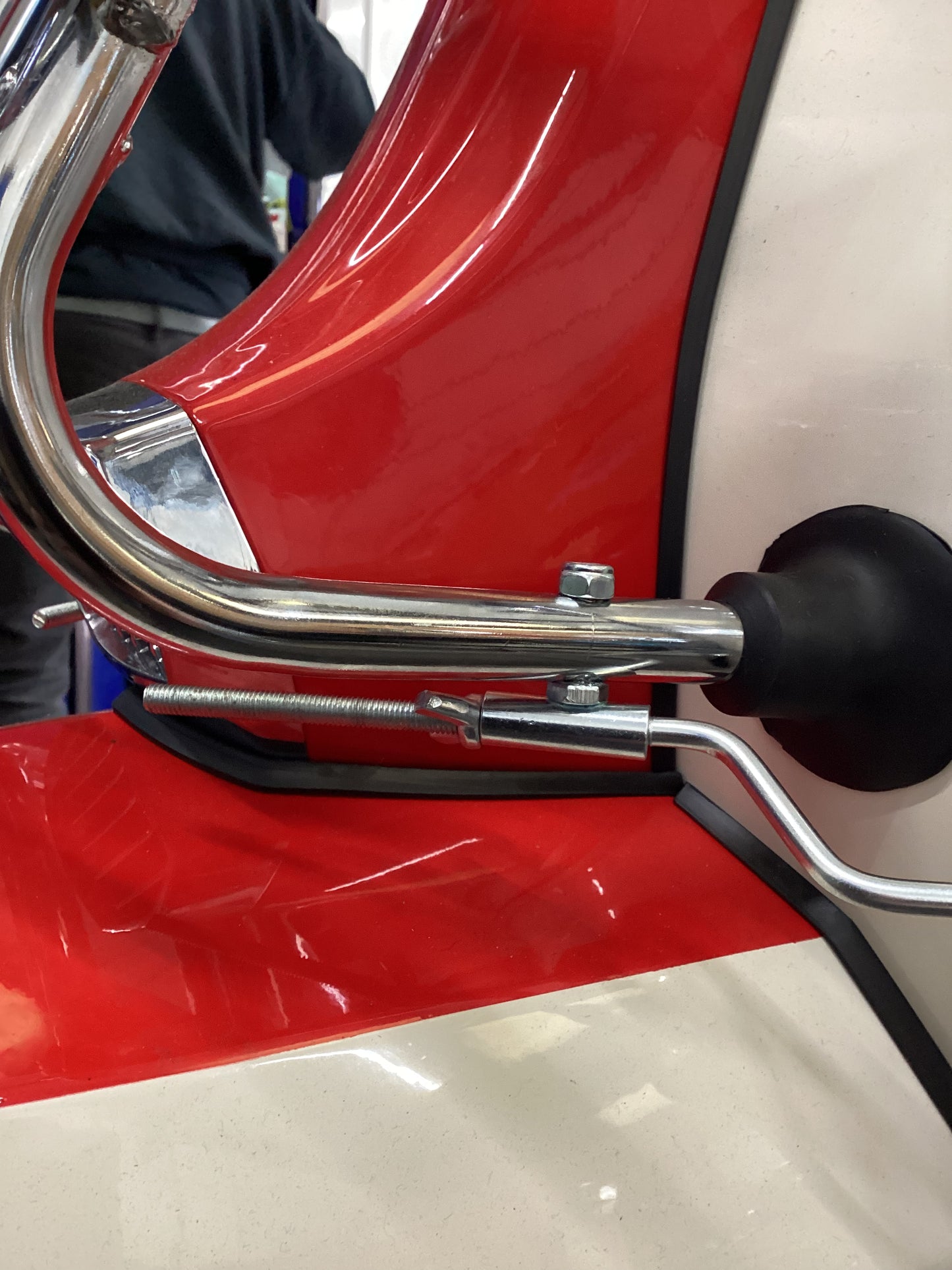 Front Rack Chrome Cuppini Universal - Will Fit All Royal Alloys / Vespa / Lambretta