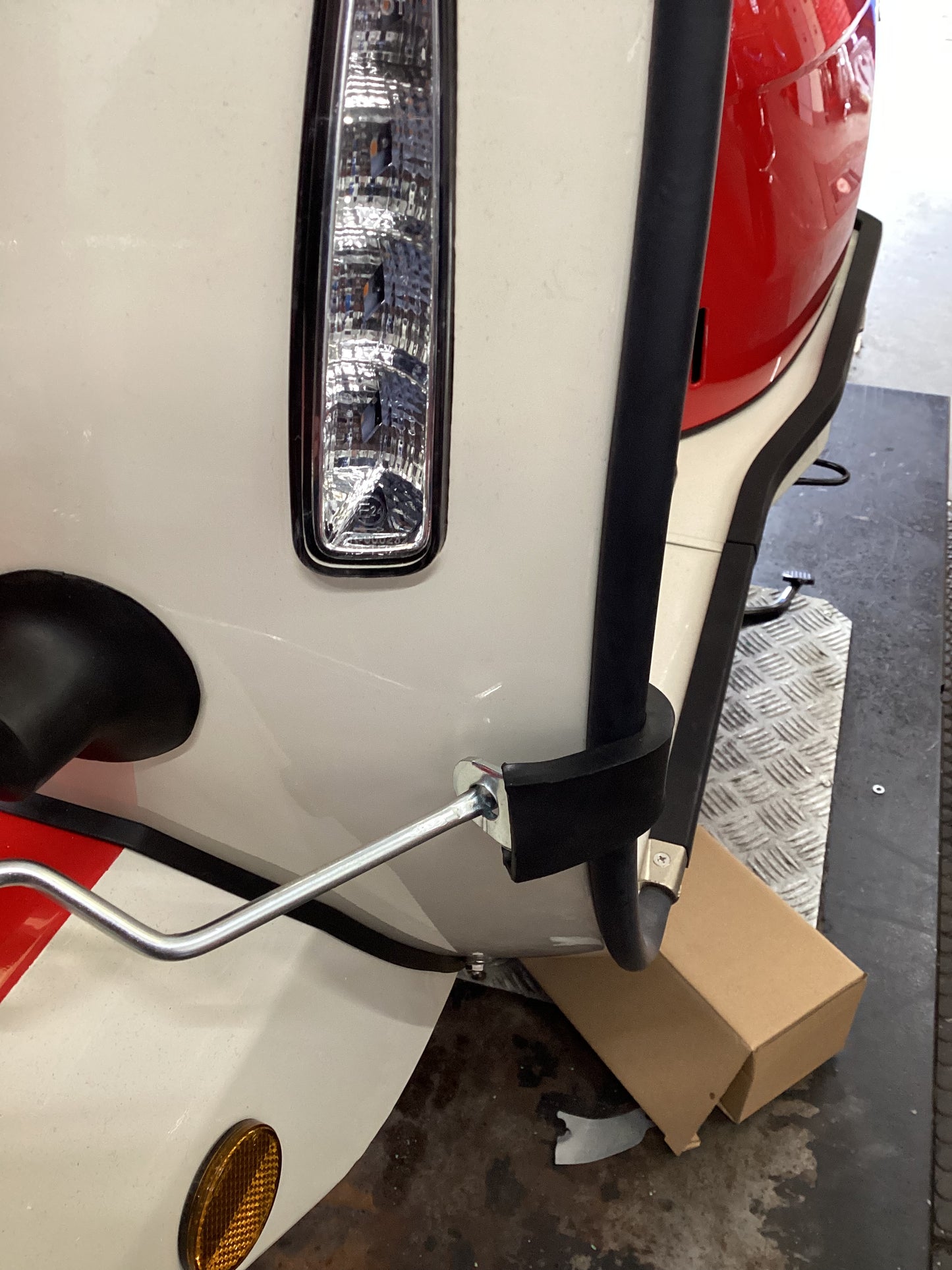Front Rack Chrome Cuppini Universal - Will Fit All Royal Alloys / Vespa / Lambretta
