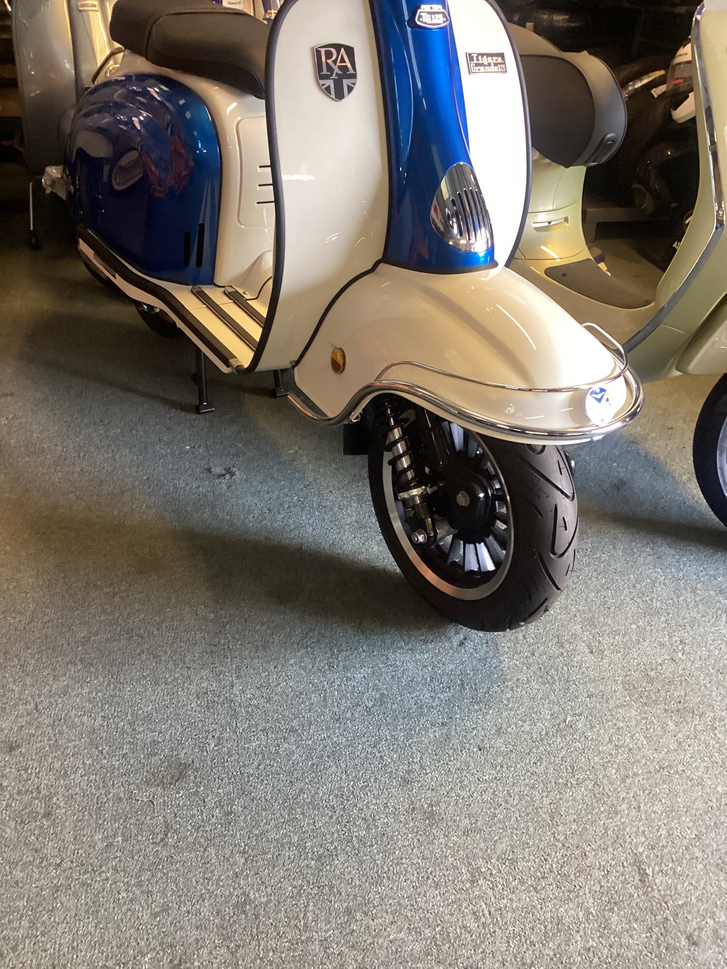Royal Alloy TG Chrome Cuppini Front Bumper