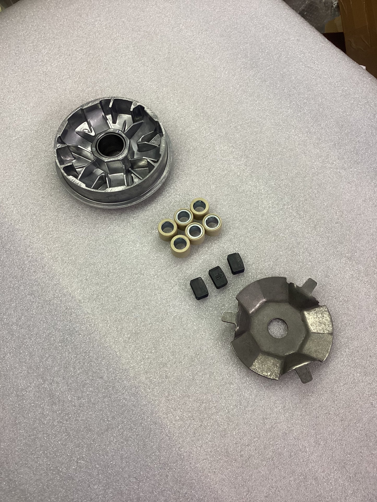 Royal Alloy AC 125 Variator Kit - Complete with rollers and sliders - Movable Drive Face Assembly