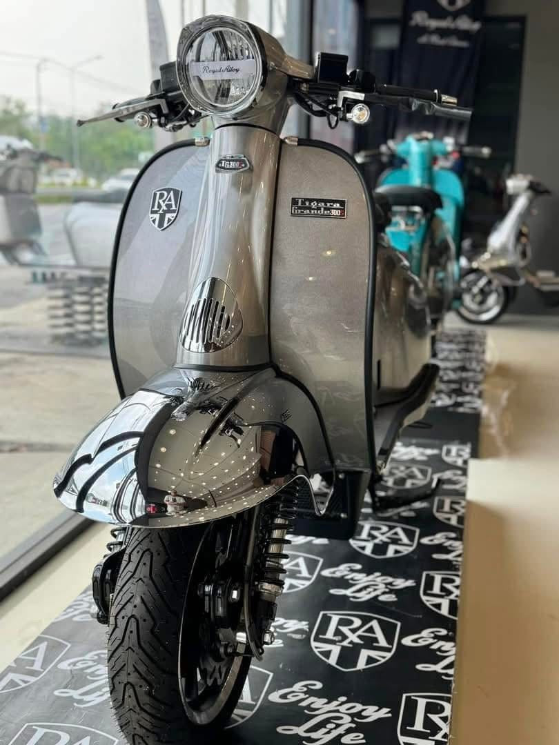 Royal Alloy TG 125 LC Natural Metal / Chrome