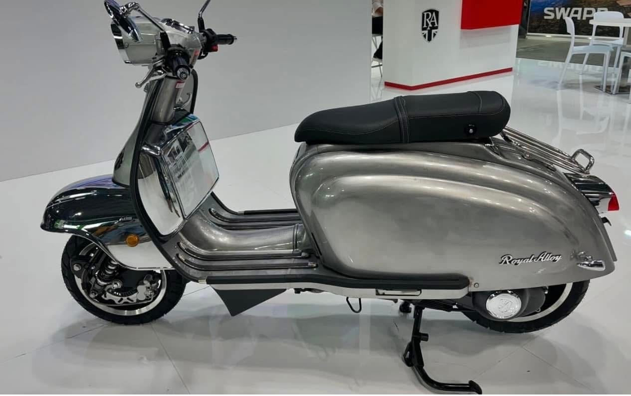 Royal Alloy TG 125 LC Natural Metal / Chrome