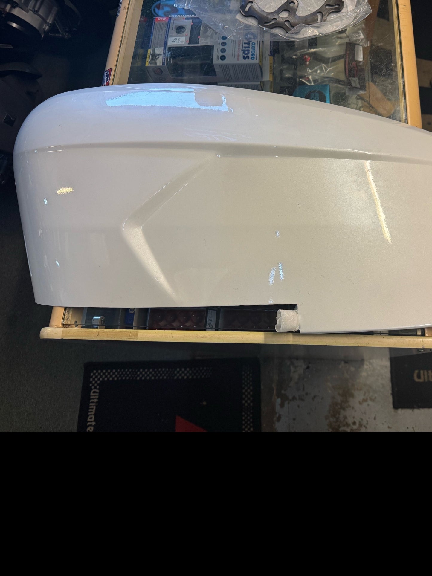 Royal Alloy GP Sige Panel LHS Pearl White Slight damage HALF PRICE PLEASE CALL US