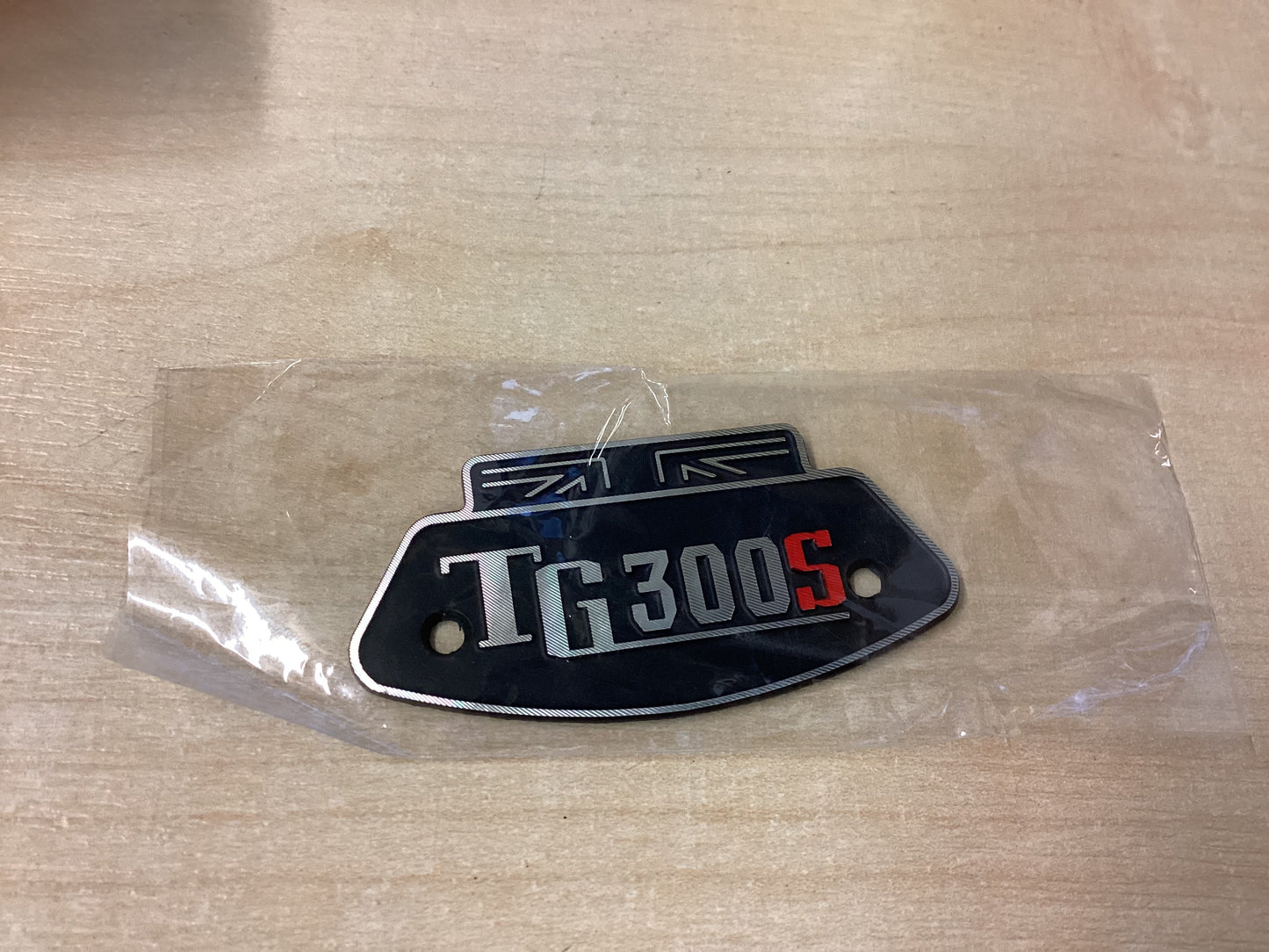 Royal Alloy TG 300 S Horn Cover Badge