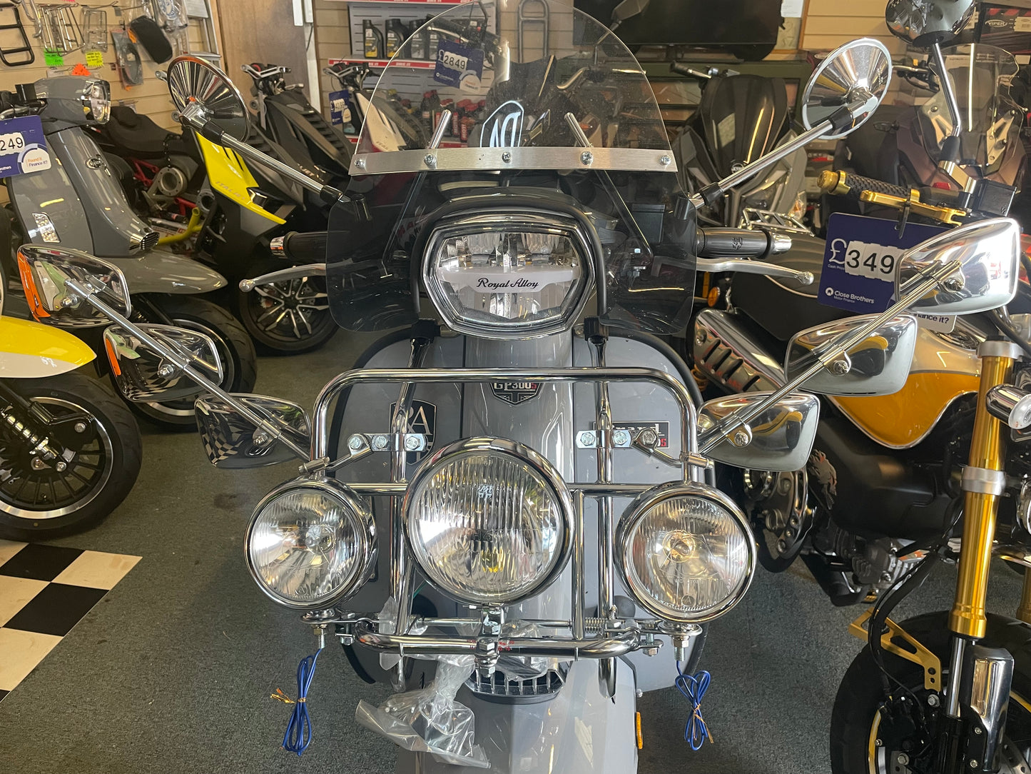 CSC Front Rack, Lights & Mirrors Kit