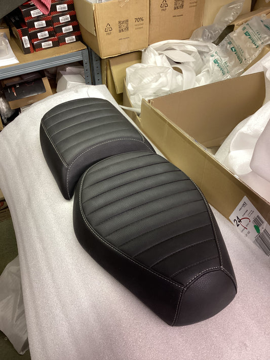 Royal Alloy King & Queen Seat -  Black