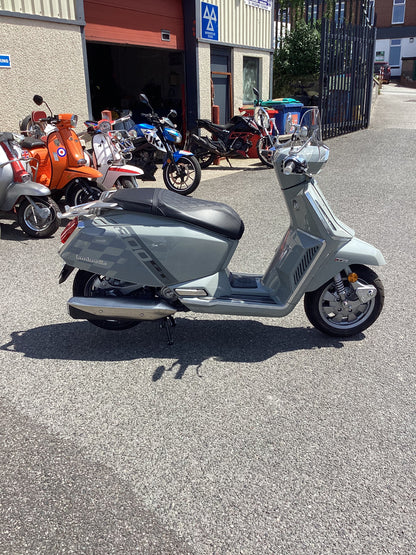 Lambretta X300 GT
