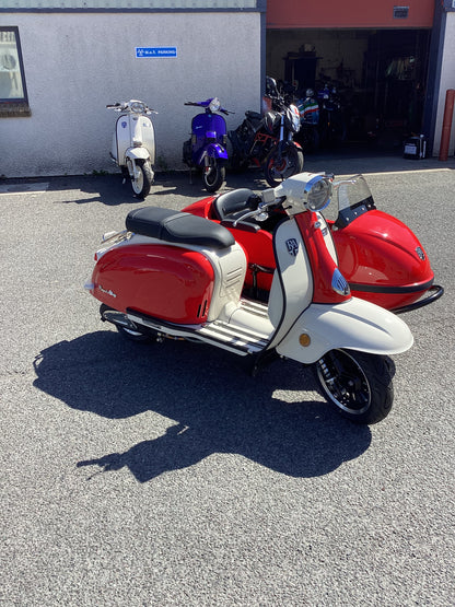 TG 350 Sidecar - Flame Red / Ivory