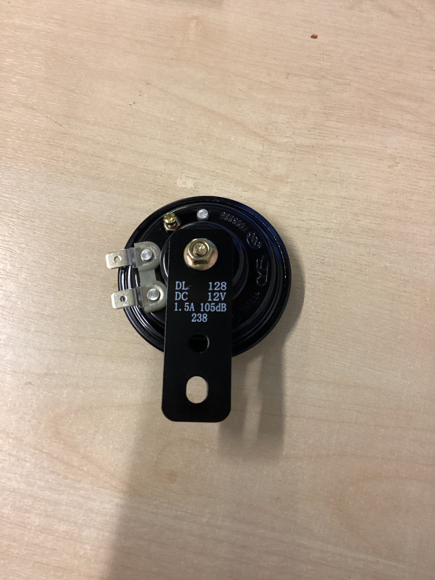 Universal DC 12V Horn With Mounting Bracket