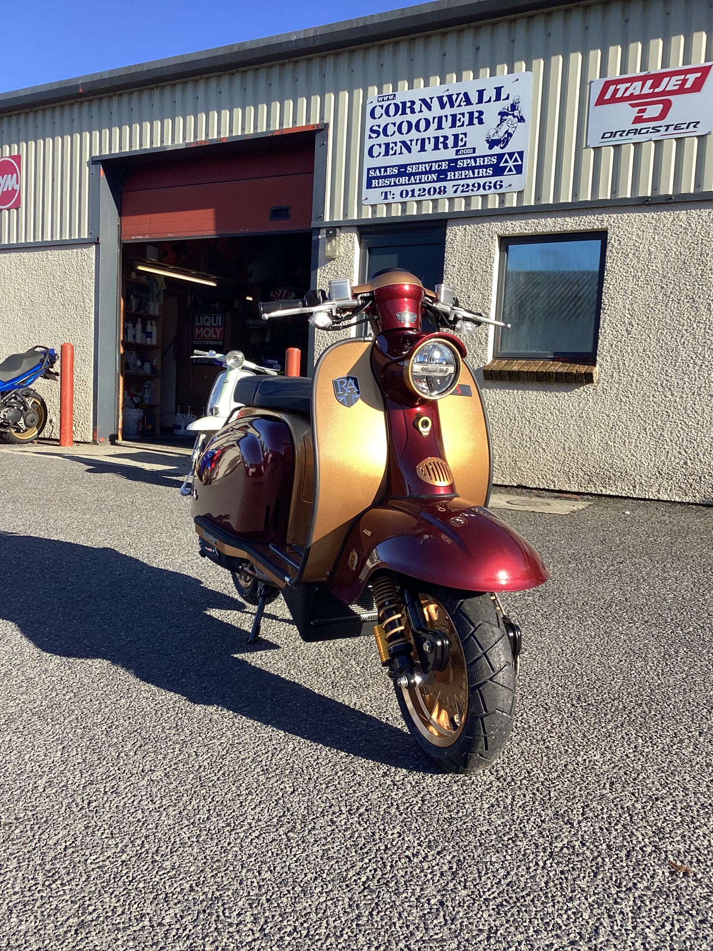 Royal Alloy JP350 - Red / Gold