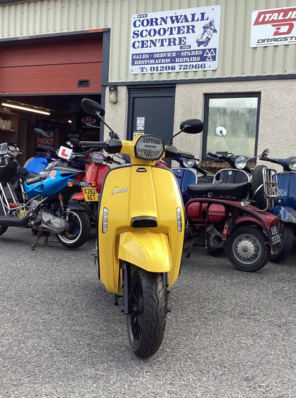 Lambretta V200 Yellow Flex 22