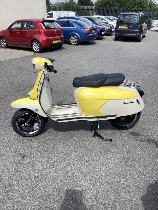 Royal Alloy GP 125 AC. Yellow and Ivory Special Price Pre-Registered