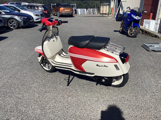Royal Alloy GP125 SE AC Red/Ivory Special Price Pre-Registered